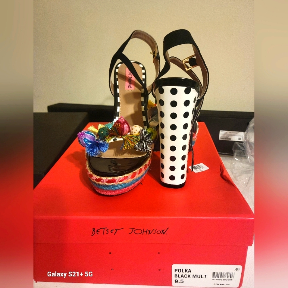 Betsy Johnson Polka Black Multi color
